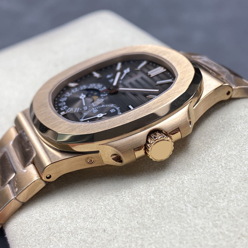 Big Daddy of all rose gold Moon Phase! the discontinued edition